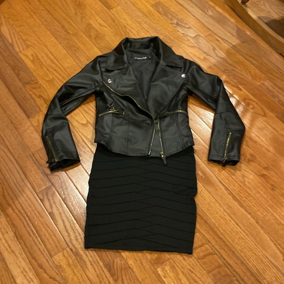 Jacket & skirt!! - Picture 2 of 6